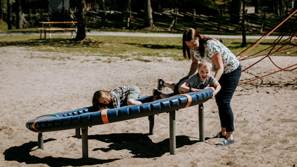 I Apladalens lekplats